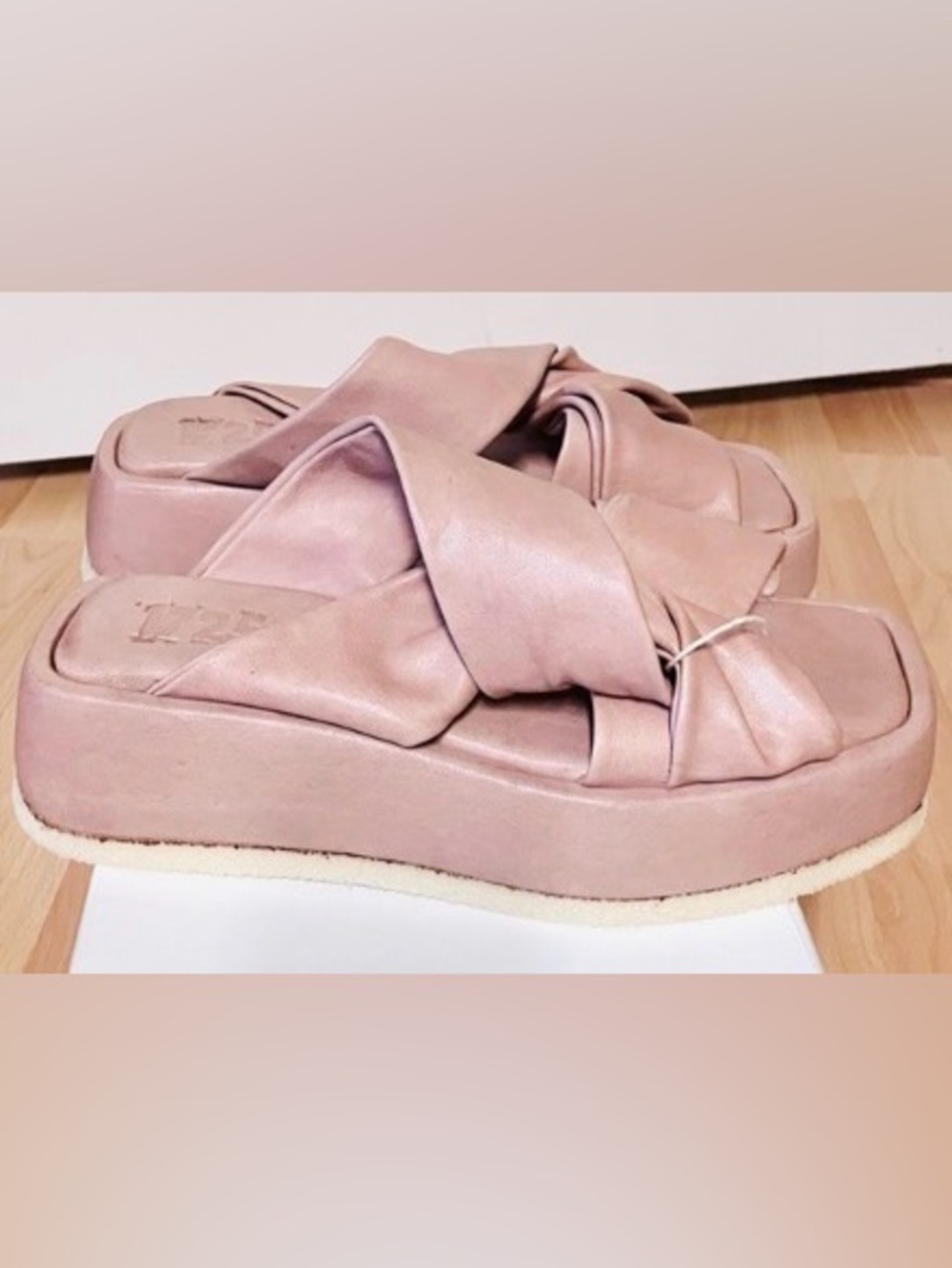 Peach/Blush Pink Genuine Leather Platform Slide Sandal from 1725.a: Size (37)